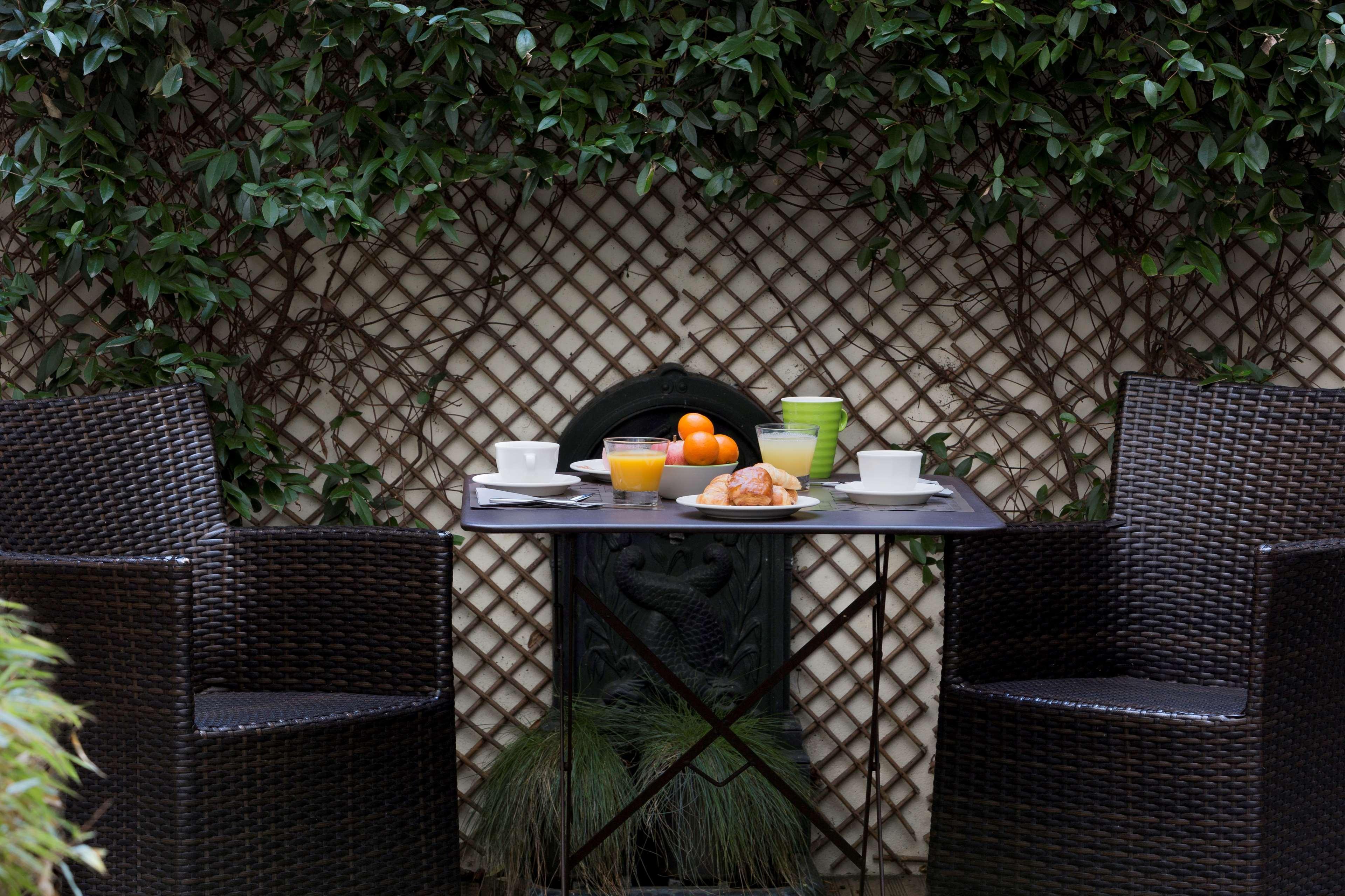 Best Western Rives De Paris La Defense Курбевуа Экстерьер фото