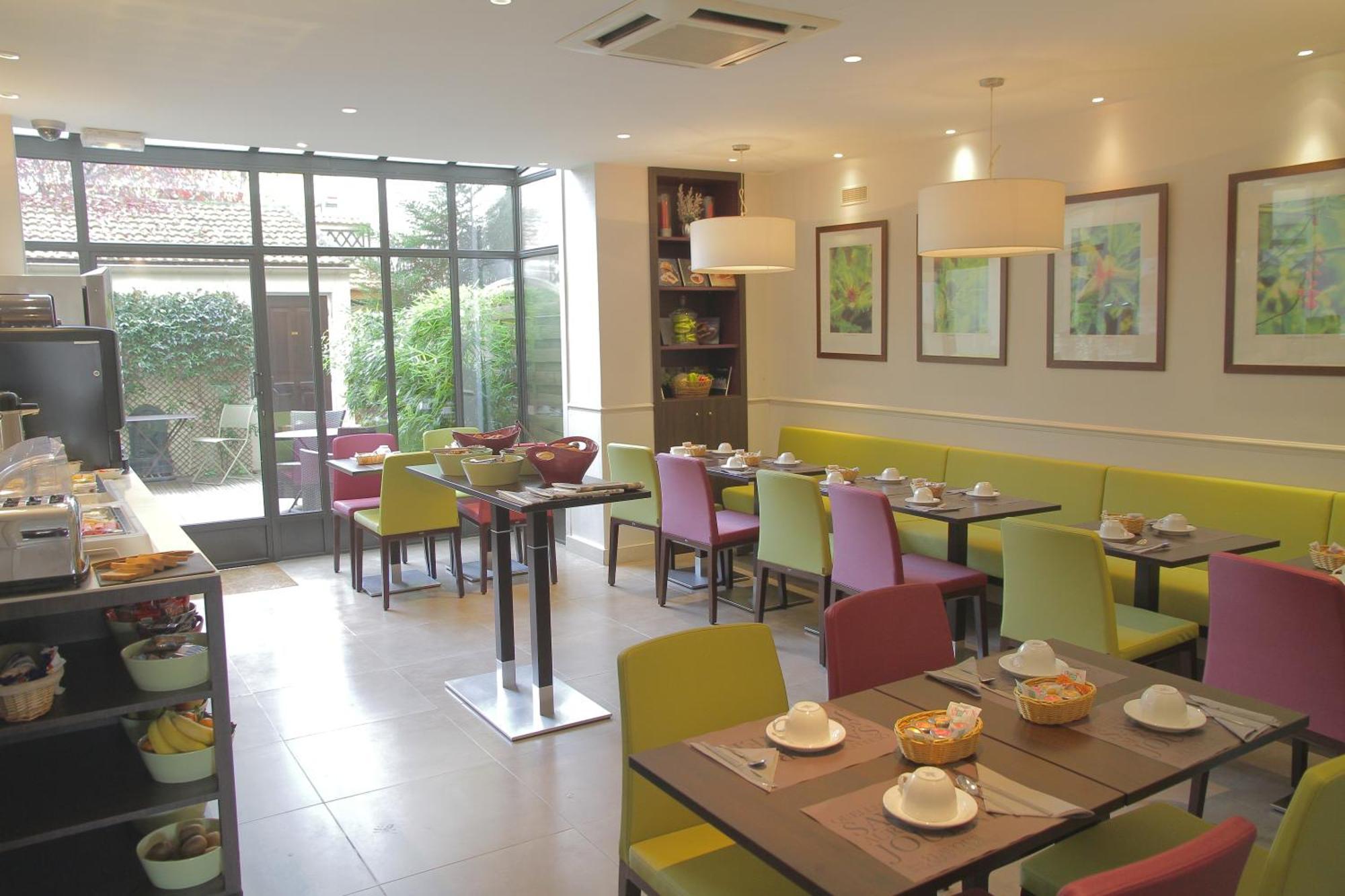 Best Western Rives De Paris La Defense Курбевуа Экстерьер фото